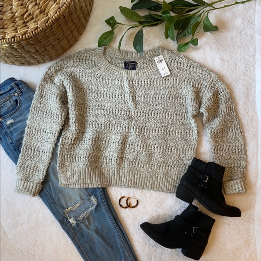 NWT Abercrombie & Fitch Sweater
